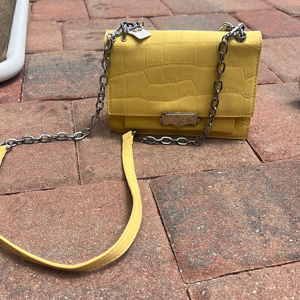 Adorable Yellow Crossbody Leather Purse - Silver Chain - BRAND NEW